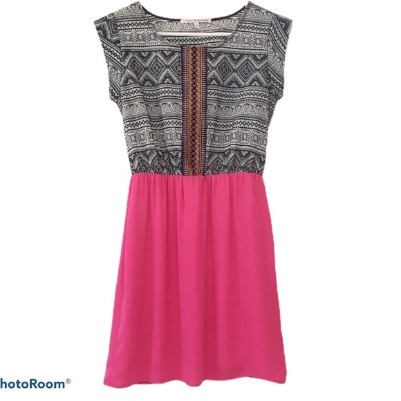 Collective Concepts Boho Chic Embroidered Dress - Picture 1 of 10
